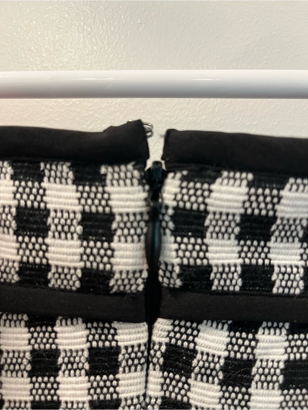 Ann Taylor Black and White Gingham A-Line Knit Skirt - Picture 3 of 4